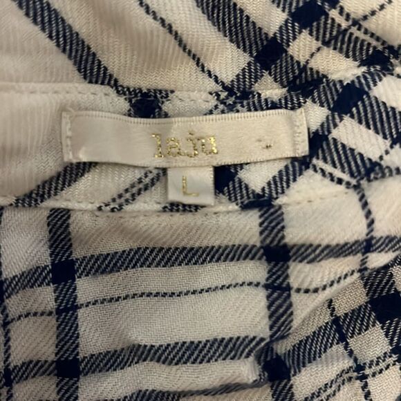 LaJu Shirt  - Picture 5 of 6